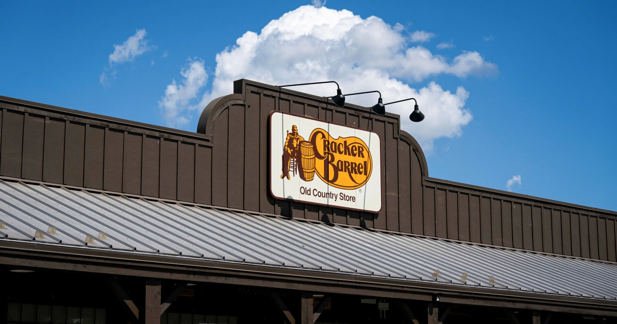 Cracker Barrel responds to report its traveling employees are expected to eat at Cracker Barrel